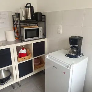 Hébergement de vacances Maison Au Coeur D'orly France